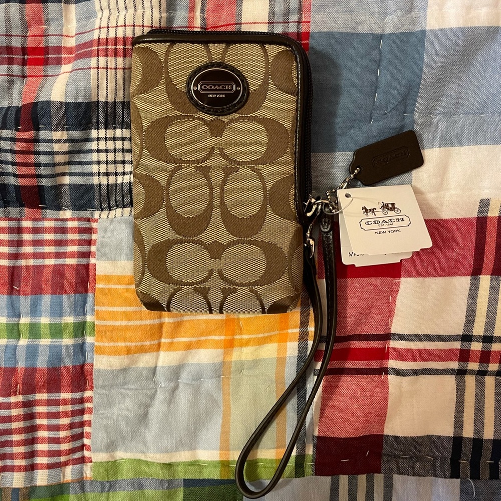 Coach Corner Zip Wristlet